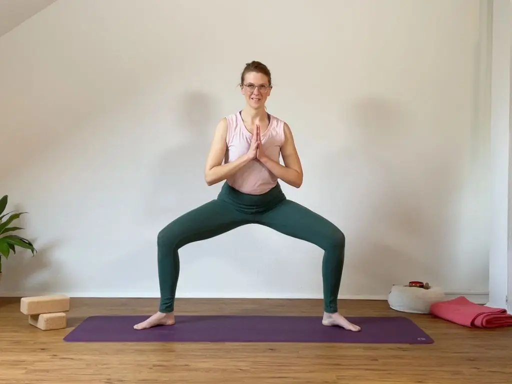 Beckenbodenyoga Asana: Goddess Pose